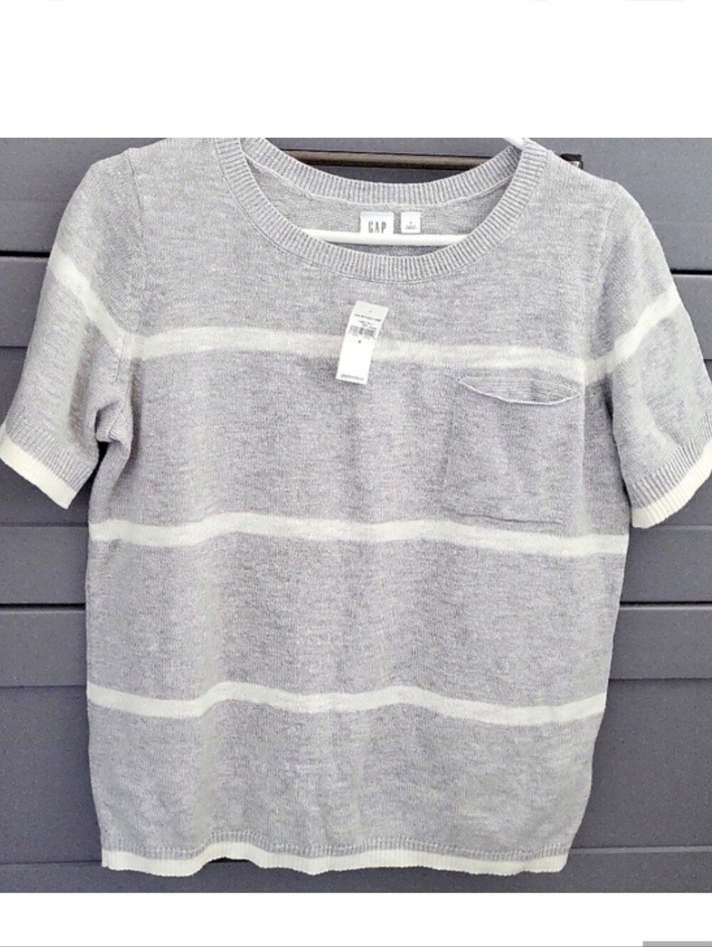 Gap Short Sleeved Sweater with tags!